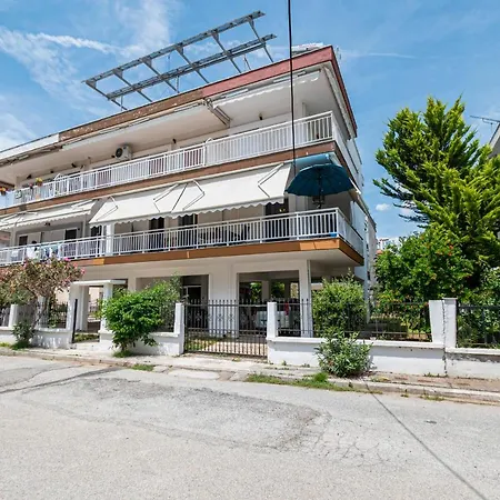 Apartament Viny Paralia Dionysiou